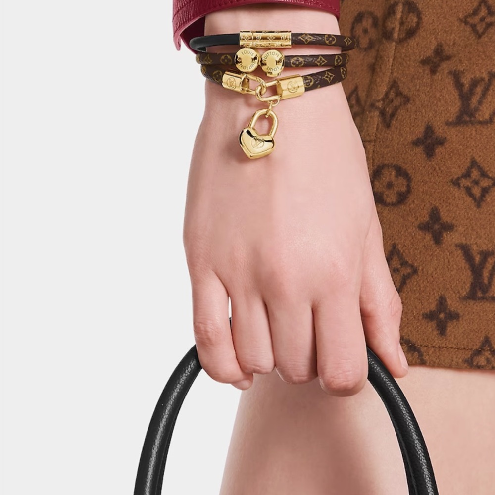 Louis Vuitton Black and Gold Bracelet - Picture 7 of 7